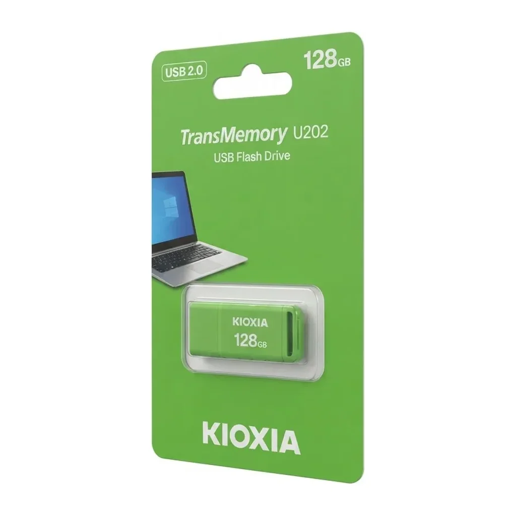 Emballage blister vert Kioxia TransMemory U202 USB 2.0 affichant 128 Go, avec la clé USB verte visible sous film transparent