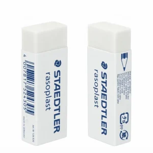Gomme blanche staedtler Rasoplast vue de face et de dos, deux gommes rectangulaires blanches avec logo bleu visible